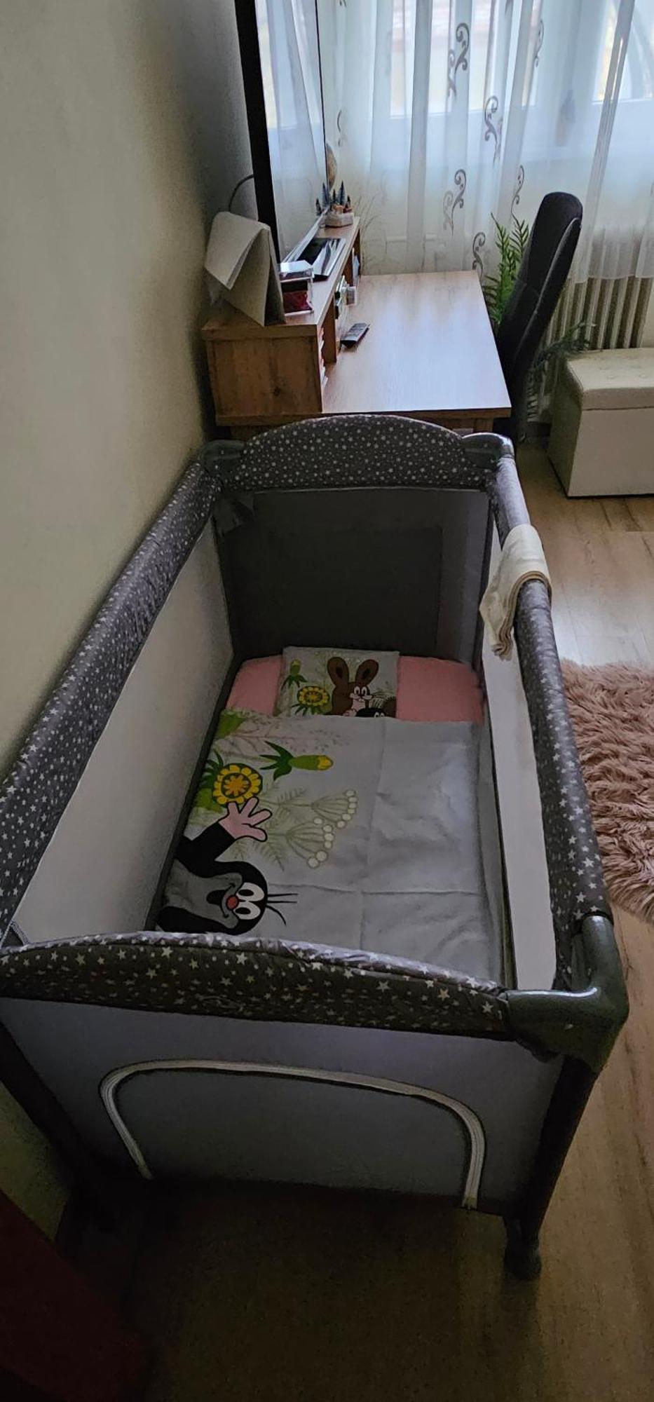 Anna Gyoengye Apartman Debrecen Ngoại thất bức ảnh